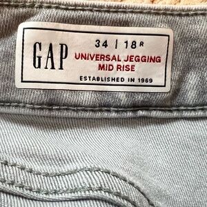 GAP Universal Jegging Mid-Rise - Gray